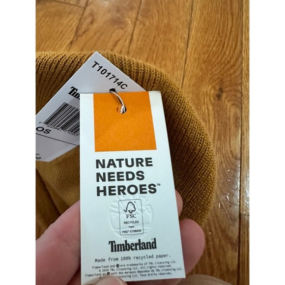 New Timberland Men's Woven Label Knit Beanie Winter Solid Wheat Brown retail $42 - Picture 3 of 5